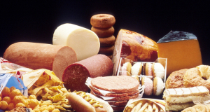 Physiology & Behavior: продукты с высоким содержанием жира и сахара негативно влияют на память
