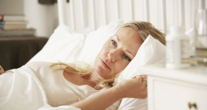Ինչպես բարելավել քնի որակը դաշտանադադարի ժամանակ