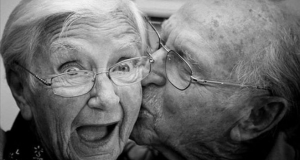 70 yıldan fazla yaşayan ebeveynlere sahip olanlar uzun yaşama şansu fazla