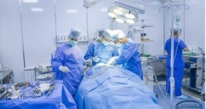 «Էրեբունի» ԲԿ-ում պարանոցի կոտրվածքով հիվանդի եզակի վիրահատություն են կատարել