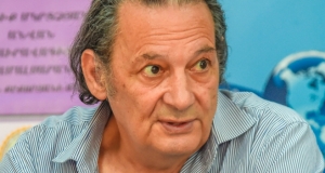 Агарон Адибекян поделился своим опытом: Бросать курить надо постепенно