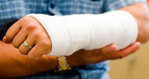 Ձեռքի կոտրվածքի ժամանակ ինչպես խուսափել մկանային թուլությունից. փորձագետներ