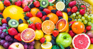 What fruit helps to lose weight?