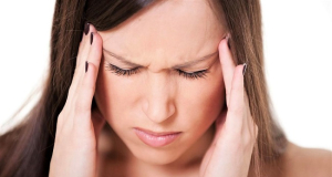 Симптомом какой опасной болезни может быть головная боль после еды?