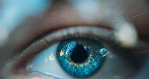 Разработан новый имплант, который может бороться с глаукомой и катарактой