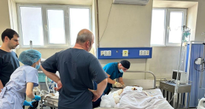 Семеро пострадавших в результате взрыва в Степанакерте уже находятся в Национальном ожоговом центре в Ереване (фото)
