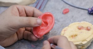 Российские ученые с помощью 3D-печати создали бионический протез уха