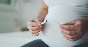 Smoking during pregnancy may lead to obese children, study finds