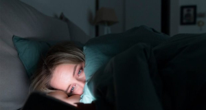 Ученые: Ограничение сна связано с негативными когнитивными эффектами у подростков с ожирением
