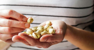 Названы три продукта, улучшающих качество сна