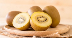 Nutrients: Yellow kiwi helps quickly boost vitamin C levels in the body