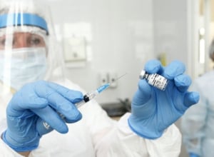 Исследователи создали универсальную вакцину против коронавируса